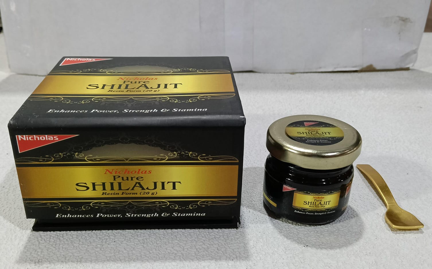 Pure Shilajit Resin 20 Gm Nicholas